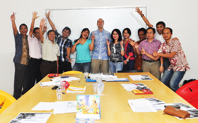  Kursus  Bahasa Inggris Bisnis di  Surabaya  English Today 